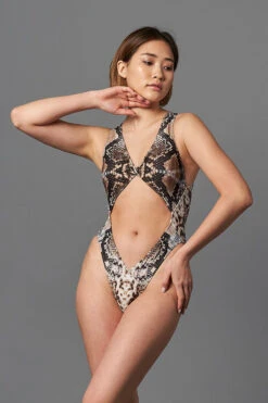 Shark Polewear Benita Bodysuit - Snake 12 Shark Polewear Benita Bodysuit - Snake -Clothing Store 09.12.20 07362 1