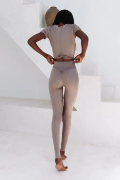 CXIX Confession Garter Leggings - Bronzed 9 CXIX Confession Garter Leggings - Bronzed -Clothing Store 0Q0A1497 db0cb4e7 b505 47be 8981 361a6b70a2bc