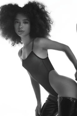 Rolling Bold Bodysuit - Black -Clothing Store 17 7 0 007 8D82DF510640457EA6C59B6314A17A4B