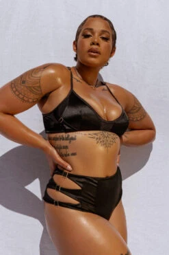 CXIX Aphrodite Bralette - Black 20 CXIX Aphrodite Bralette - Black -Clothing Store 20 09 24CreaturesofXIX 51