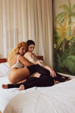 Rolling Cable Knit Thigh High Leg Warmers With Stirrups - Noir 9 Rolling Cable Knit Thigh High Leg Warmers With Stirrups - Noir -Clothing Store 201007 RollingBrand 9803