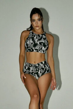 CXIX Nyx Top -Dragon -Clothing Store 21 04 22Creatures 214 95caa1b7 d3fb 41c4 af8c fd321f06ab94