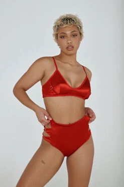 CXIX Aphrodite Bralette - Red -Clothing Store 21 08 06CreaturesEdits 331