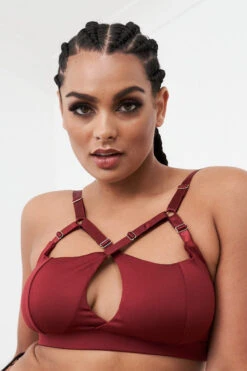 Lunalae Hannah Top - Recycled Burgundy 10 Lunalae Hannah Top - Recycled Burgundy -Clothing Store 221011 LunaLae 49 1980