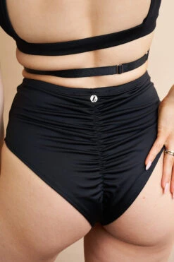 Lunalae Katherine Cross Over Top - Recycled Black -Clothing Store 230329 LUNALAE 38 1428