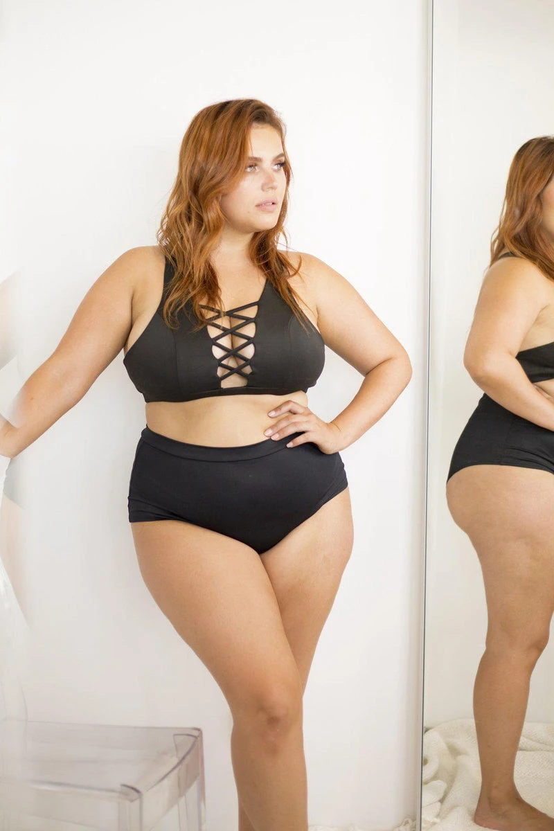 Lunalae High Waist Shorts - Black 6 Lunalae High Waist Shorts - Black - Image 4