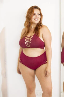 Lunalae High Waist Cross Section Shorts - Wine -Clothing Store 6R7A8595 c6dc5a41 765e 4a45 acf3 f8bab52e1059