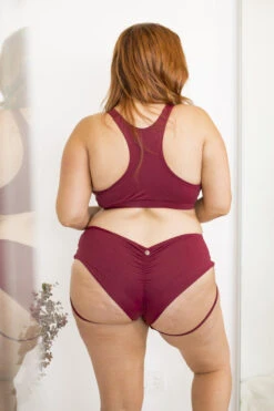 Lunalae Alexi Top - Wine 21 Lunalae Alexi Top - Wine -Clothing Store 6R7A8628