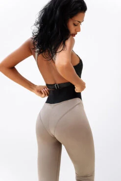 Front Page 24 CXIX Snatched Leggings - Mink