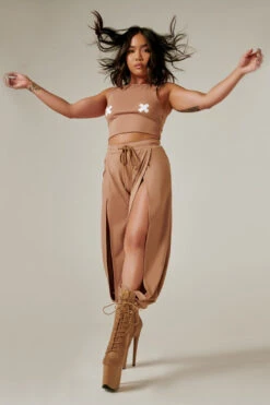 CXIX XX Tee 2.0 - Sand -Clothing Store CreaturesofXIXXXTee2.0 Sand21 05 24CreaturesofXIX11449 edit