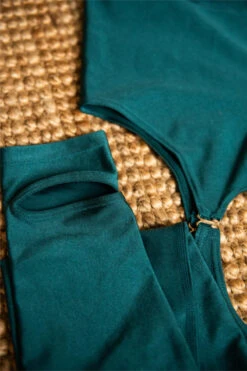 Chantay Polewear Floorplay Leggings - Forest -Clothing Store FloorplayLeggings Forest 16 600x 0cea2d16 e55d 4e31 8767 6a65899d6e3a