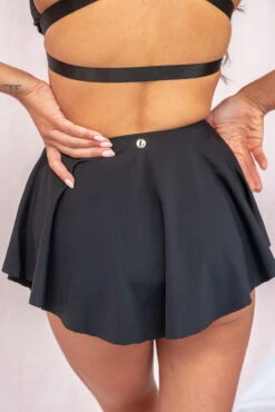 Lunalae Free Flow High Waist Shorts - Black 8 Lunalae Free Flow High Waist Shorts - Black -Clothing Store FreeFlowShorts2