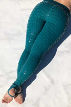 CXIX Gecko Grip Leggings - Teal 9 CXIX Gecko Grip Leggings - Teal -Clothing Store Gecko teal2 1