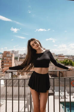 REV ACTIV Twist Top - Black -Clothing Store IMG 0057 2