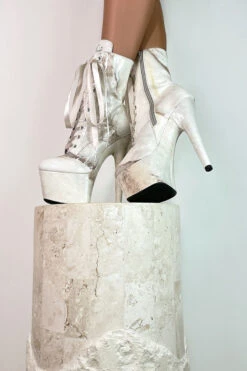 Hella Heels Renaissance 7inch Boots - Hope -Clothing Store IMG 4503 184184184