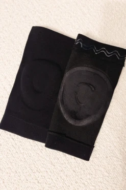 Pole Addict Kneepads - Volcanic Black -Clothing Store IMG 8462