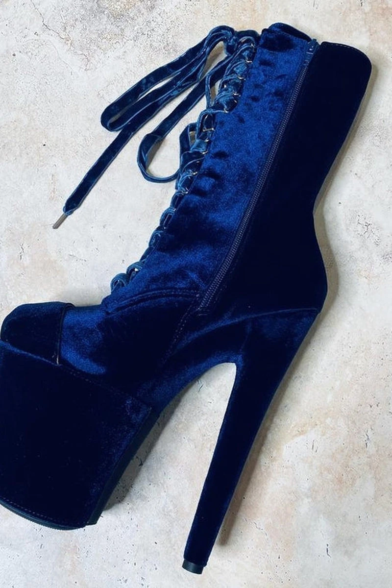 Hella Heels Classique Velvet Shoe Protector - Old Money 4 Hella Heels Classique Velvet Shoe Protector - Old Money - Image 2