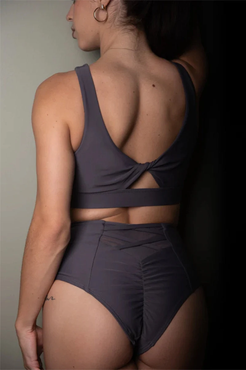 Chantay Polewear Pretzel 2-way Top - Ash 6 Chantay Polewear Pretzel 2-way Top - Ash - Image 4