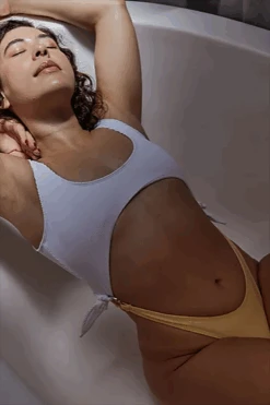 Rolling Malandra Bodysuit - Ribbed White/Yellow 12 Rolling Malandra Bodysuit - Ribbed White/Yellow -Clothing Store Screenshot2021 12 16at12.42.12