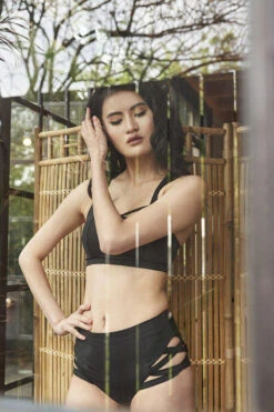 Lunalae High Waist Cross Section Shorts - Black -Clothing Store Shot 22 037