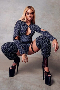 CXIX 119 Plunge Bodysuit - Black Print 12 CXIX 119 Plunge Bodysuit - Black Print -Clothing Store bodysuit CXIX black monogram fashion poledance 119