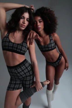 Rolling Cable Knit Thigh High Leg Warmers With Stirrups - Charcoal -Clothing Store day02rolling1032 d7fe0883 8989 489f 9a02 84ed9d4a04f0