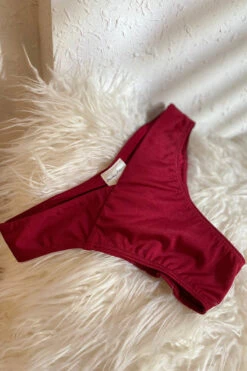 Chantay Polewear Pegasus Shorts - Bordeaux -Clothing Store vs6